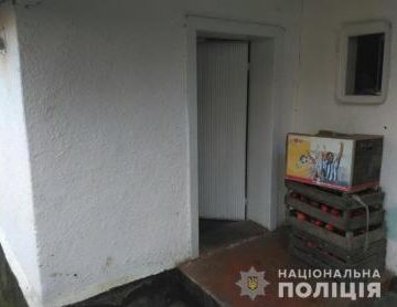 Сорвало крышу: Семейная ссора в Закарпатье закончилась кровавым убийством (ФОТО)