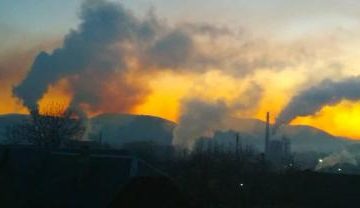 Вонь невыносимая: В Закарпатье завод отравляет целый город (ФОТО)